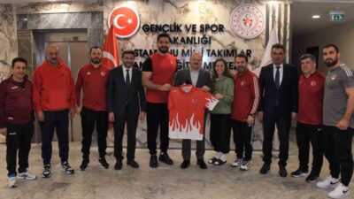 KASTAMONU VALİSİ MEFTUN DALLI, KASTAMONU KAMP MERKEZİNDE OLİMPİYATLARA HAZIRLANAN MİLLİ