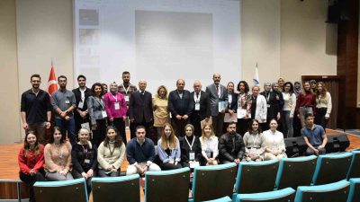 DÜZCE ÜNİVERSİTESİ TIP FAKÜLTESİ GÖĞÜS CERRAHİSİ ANABİLİM DALI’NIN DÜZENLEDİĞİ “İDİOPATİK