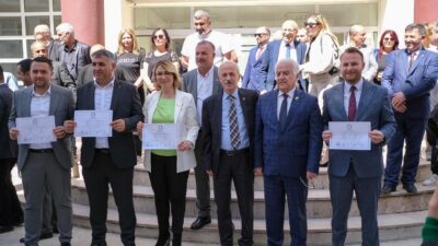 31 MART YEREL SEÇİMLERİNDE ALTINOVA BELEDİYE BAŞKANLIĞINI KAZANAN YASEMİN FAZLACA,