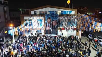 RESMİ OLMAYAN SONUÇLARA GÖRE YENİDEN KARTEPE BELEDİYE BAŞKANI SEÇİLEN MUSTAFA