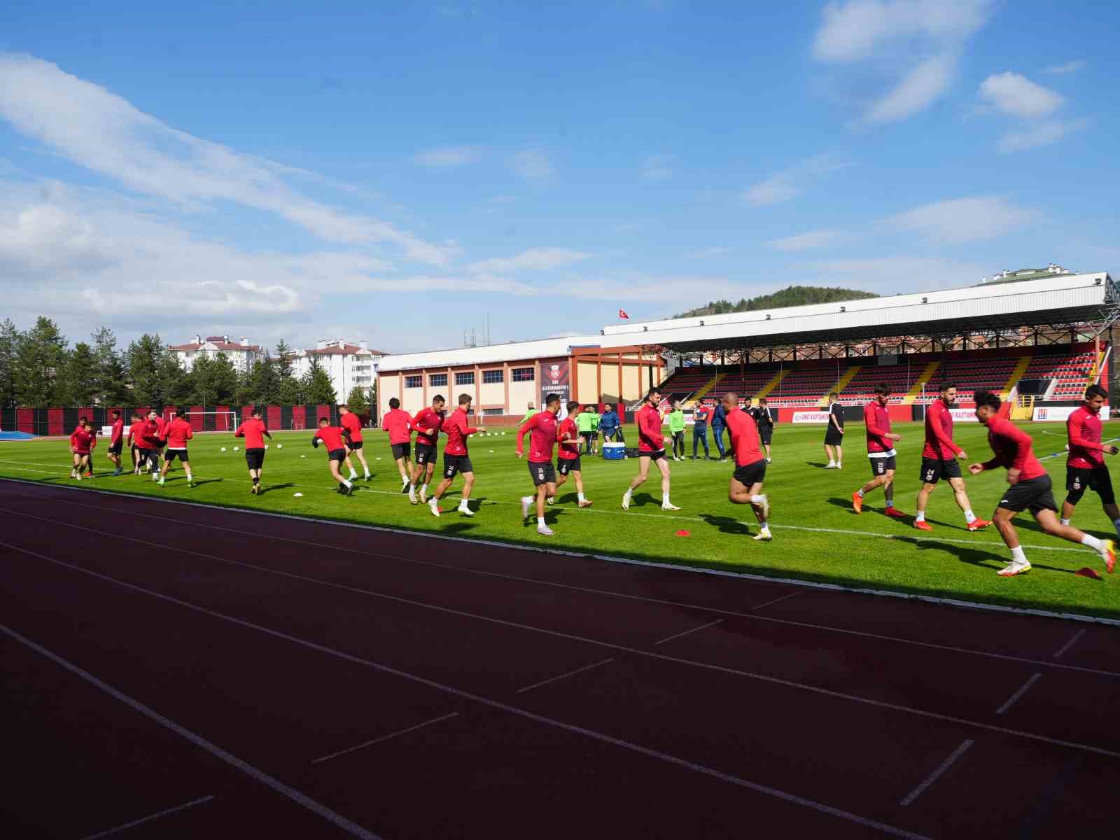 Fırat Gül: “Amed Sportif Faaliyetler’i yenerek çifte bayram yaşatmak istiyoruz”