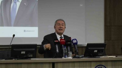 SAKARYA’DA DÜZENLENEN ‘ÜLKEMİZİN SAVUNMA VE GÜVENLİK MESELELERİNE BİR BAKIŞ' KONFERANSINA