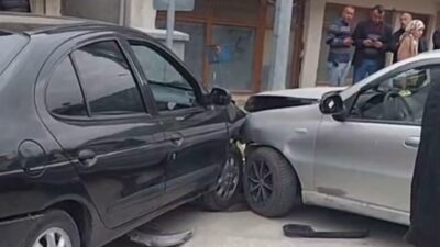 DÜZCE’DE İKİ ARACIN KAFA KAFAYA ÇARPIŞTIĞI KAZADA 3 KİŞİ YARALANDI.