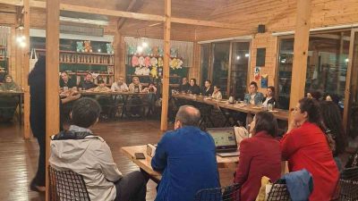 ÇİLİMLİ KAYMAKAMLIĞI PROJE OFİSİ TARAFINDAN BAŞLATILAN KİTAP TAHLİL PROJENİN İLKİ