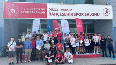 DÜZCE’DE OKUL SPORLARI KÜÇÜKLER, YILDIZLAR, GENÇLER BİSİKLET MÜSABAKALARINDA 70 SPORCU