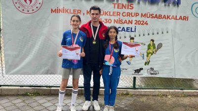 TED DÜZCE KOLEJİ ÖĞRENCİLERİ SARE NİL KARACA VE NİL EFNAN