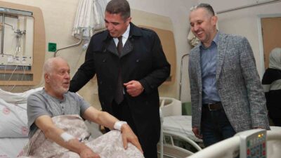 DÜZCE VALİSİ SELÇUK ASLAN, ATATÜRK DEVLET HASTANESİ’NDE TEDAVİSİ SÜREN DÜZCE