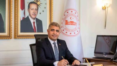 DÜZCE VALİ SELÇUK ASLAN, 8 NİSAN ROMANLAR GÜNÜNDE YAYINLADIĞI MESAJINDA