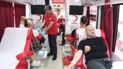 AK PARTİ GENEL MERKEZİ TARAFINDAN DÜZENLENEN PROGRAMLA 81 İLDE AYNI