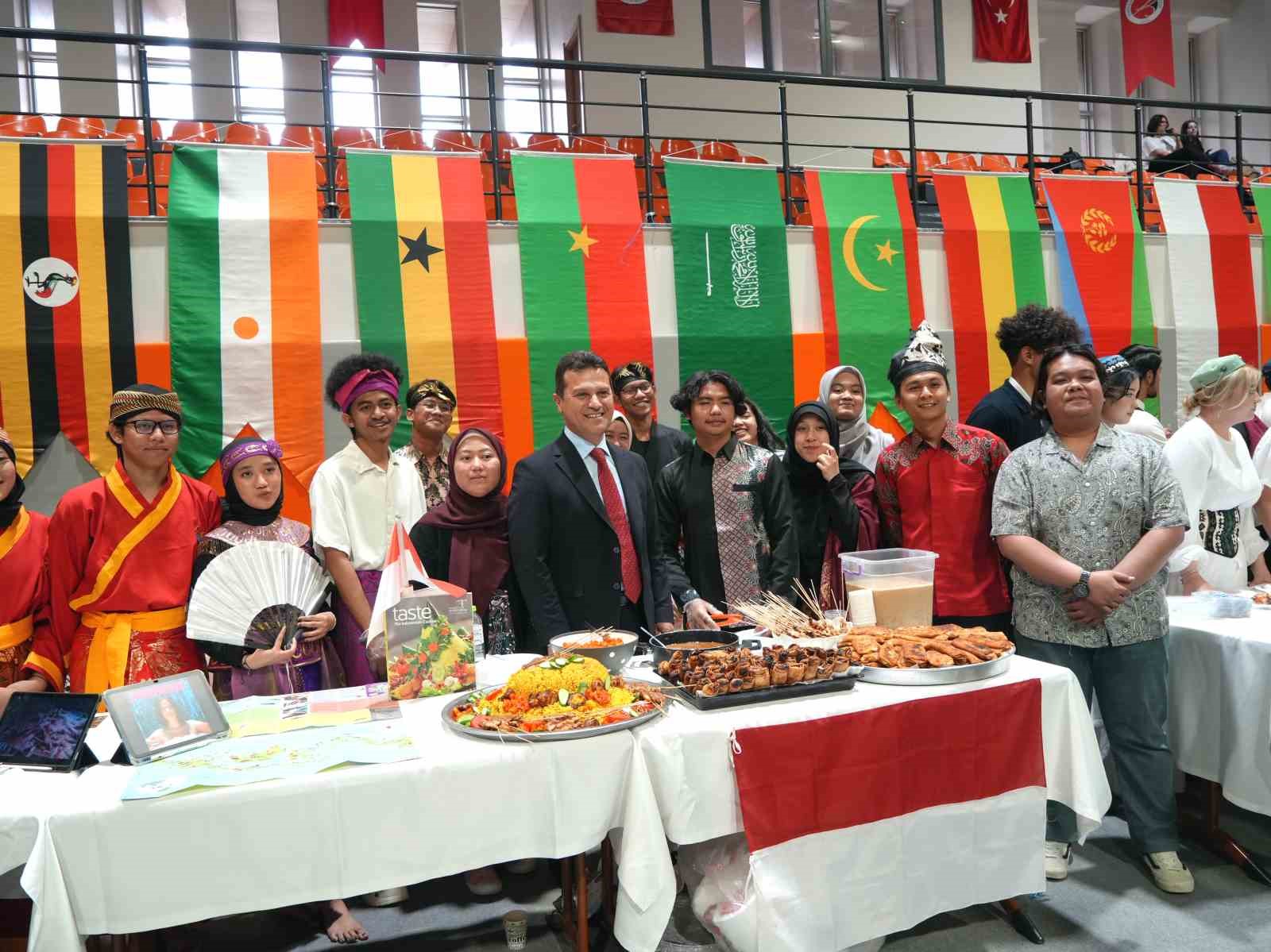 KASTAMONU ÜNİVERSİTESİ’NDE BU YIL 2’İNCİSİ GERÇEKLEŞTİRİLEN BAHAR ŞENLİKLERİ, KASTAMONU’DA EĞİTİM-ÖĞRETİM