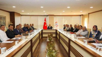 DÜZCE BELEDİYE BAŞKANI DR. FARUK ÖZLÜ, YENİ DÖNEMDE İLİN GELİŞİMİ,