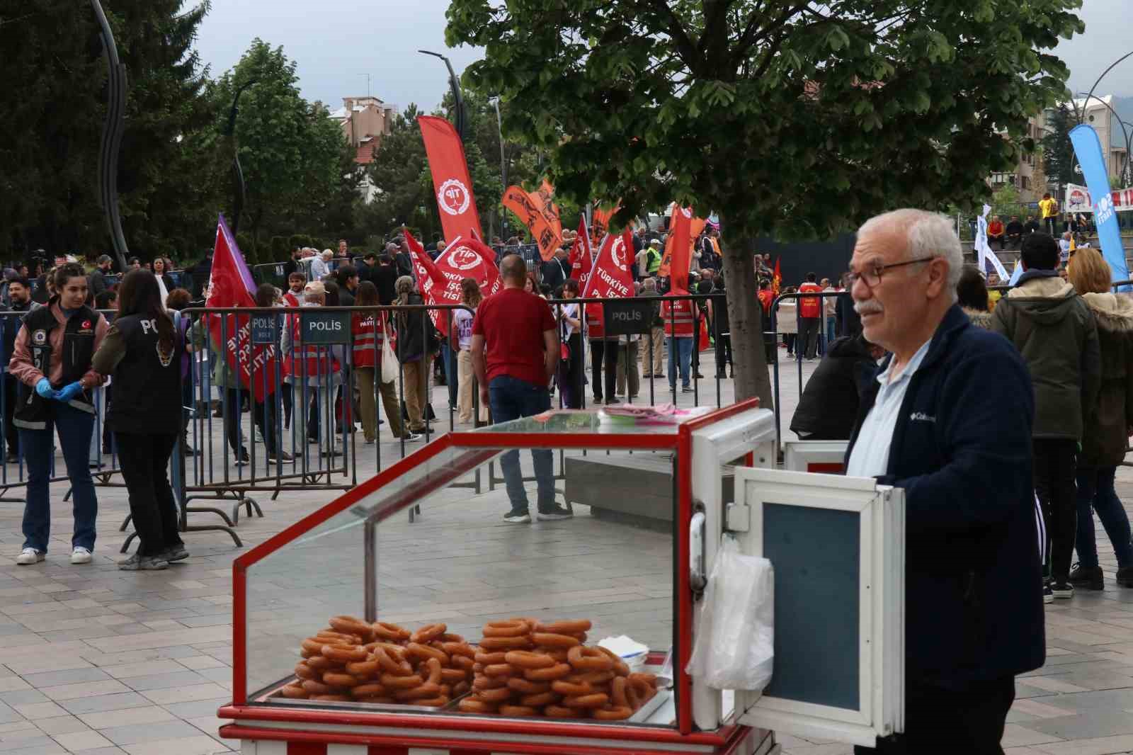 Bolu’da 1 Mayıs kutlandı