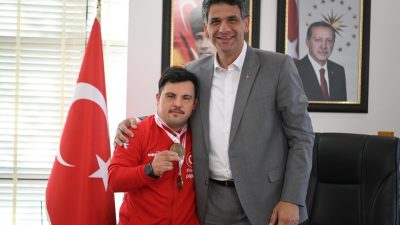 KARTEPE BELEDİYE BAŞKANI MUSTAFA KOCAMAN, 2. DOWN SENDROMLULAR DÜNYA SPOR