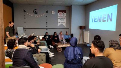 DÜZCE ÜNİVERSİTESİ'NDE OKUMAK İÇİN ÜLKELERİNDEN DÜZCE'YE GELEN YABANCI UYRUKLU ÖĞRENCİLER,