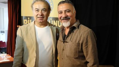 İki ünlü isim mezun oldukları okulun öğrencilerine kariyer yolculuklarını anlattı OYUNCU CENGİZ BOZKURT VE OPERA SANATÇISI HÜSEYİN LİKOS, MEZUN OLDUKLARI