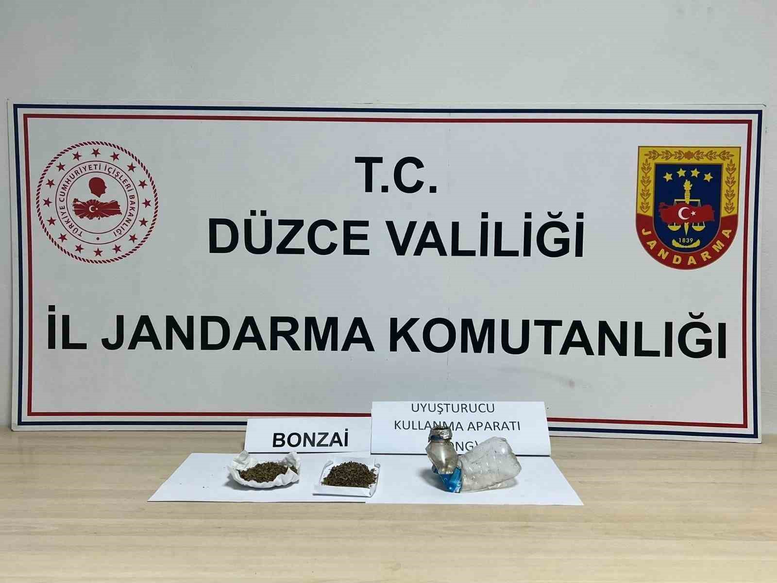 Jandarma’dan uyuşturucu kullananlara operasyonu