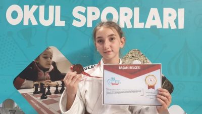 OKUL SPORLARI JUDO KÜÇÜKLER TÜRKİYE ŞAMPİYONASINDA DÜZCELİ SPORCULAR 3 MADALYA
