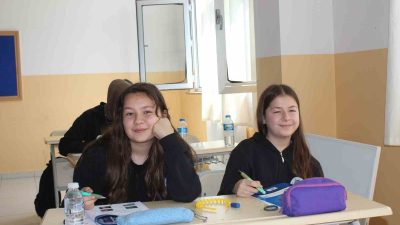 İLKÖĞRETİM VE ORTAÖĞRETİM KURUMLARI BURSLULUK SINAVI'NA (PYBS) TÜRKİYE'DE 1 MİLYON