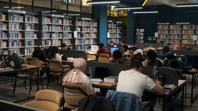 ÇAYIROVA BELEDİYESİ, PROF. DR. NECMETTİN ERBAKAN KİTAP KAHVE İLE AKSE