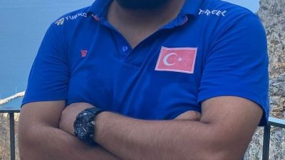 KÖRFEZ GENÇLERBİRLİĞİ SPOR KULÜBÜ’NÜN İKİ ANTRENÖRÜNE MİLLİ GÖREV DAVETİ YAPILDI.