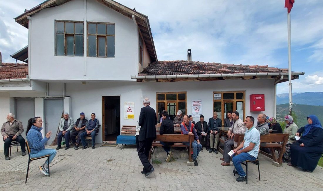 KASTAMONU İL SAĞLIK MÜDÜRLÜĞÜ EKİPLERİ, KÖY KÖY GEZEREK VATANDAŞLARI KIRIM