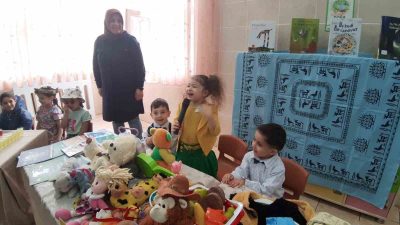 BOLU'DA HAYATA GEÇİRİLEN "OKUDUM, HİSSETTİM, PAYLAŞIYORUM" PROJESİ ÇERÇEVESİNDE, OKUDUKLARI KİTAPLARDAN