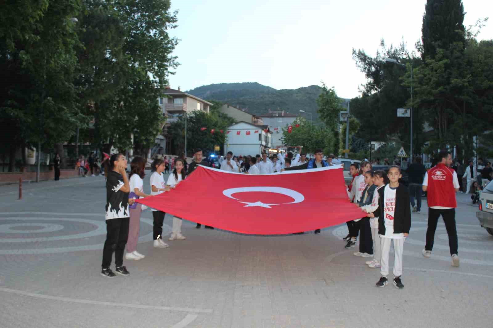 Osmaneli’de Gençlik Yürüyüşü yapıldı