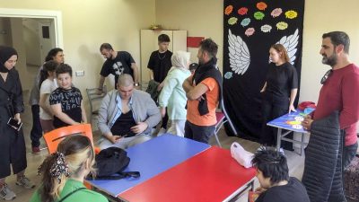 SUBÜ REKREASYON YÖNETİMİ BÖLÜMÜ ÖĞRENCİLERİ OTİZM FARKINDALIK EĞİTİMİNİ İŞ DÜNYASI