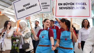 DÜZCE MERKEZ PAZARYERİ, ÖZEL BİR ETKİNLİĞE EV SAHİPLİĞİ YAPTI. ENGELLİLER