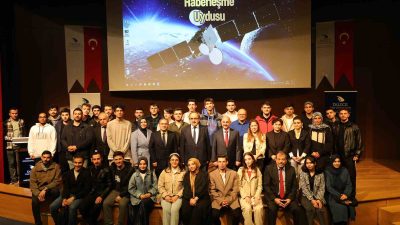 DÜZCE ÜNİVERSİTESİ KARİYER GELİŞTİRME VE MEZUN İZLEME UYGULAMA ARAŞTIRMA MERKEZİ