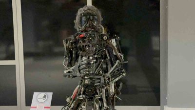 DÜZCE'DE 7 YIL ÖNCE SANAYİDE ÇIRAK OLARAK İŞE GİREN VE