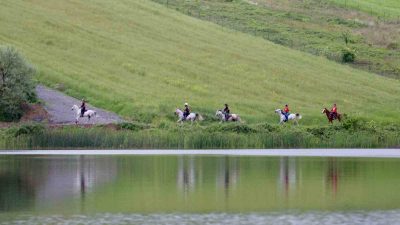 KOCAELİ'NİN KÖRFEZ İLÇESİ SEVİNDİKLİ VE SİPAHİLER KÖYÜ ARASINDA TARİHİ İPEKYOLU