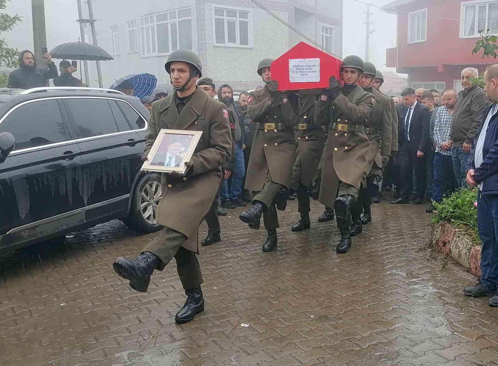 KASTAMONU’NUN DOĞANYURT İLÇESİNDE KAMYONUN ÇARPMASI NETİCESİNDE HAYATINI KAYBEDEN KIBRIS GAZİSİ