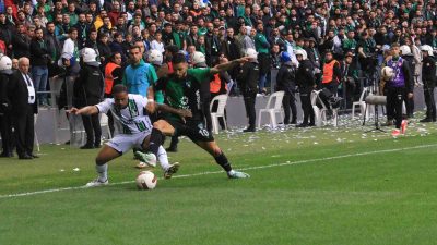 KOCAELİSPOR, LİGİN SON HAFTASINDA EZELİ RAKİBİ SAKARYASPOR'U AĞIRLADI.