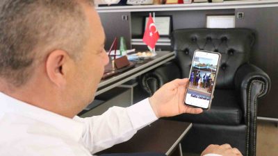 BOLU’DA 54 YAŞINDAKİ AŞÇI MUHİTTİN AKKUŞ, LİSE MEZUNU OLMANIN SEVİNCİNİ