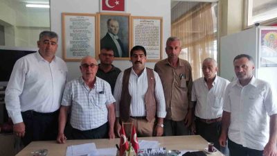 BOZÜYÜK’TE MUHTARLAR YENİ BAŞKANINI SEÇTİ