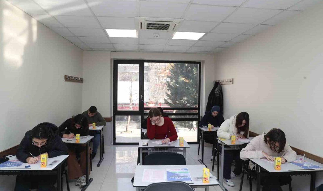 İZMİT BELEDİYESİ ÇINAR AKADEMİ,