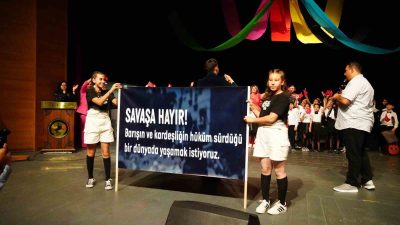 DÜZCE BELEDİYESİ ÇOCUK ÜNİVERSİTESİ EĞİTİM-ÖĞRETİM YILININ SONA ERMESİ NEDENİYLE YILSONU