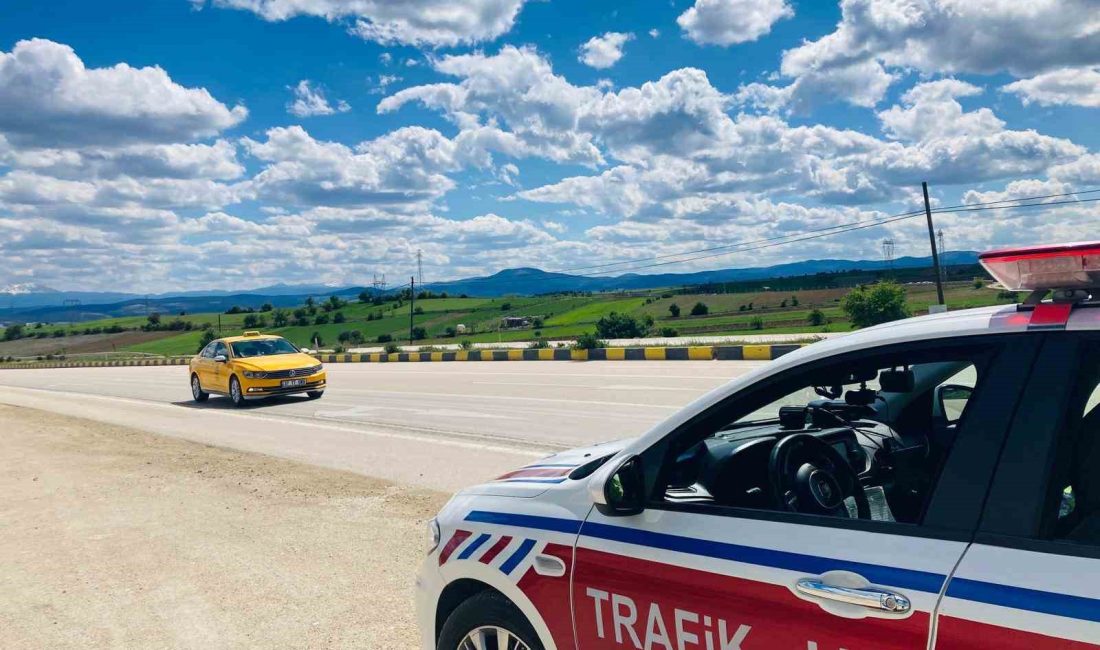 KASTAMONU’DA ALINAN KURBAN BAYRAMLARI TEDBİRLERİ ÇERÇEVESİNDE, D100 KARAYOLU’NUN KASTAMONU GEÇİŞİNDE