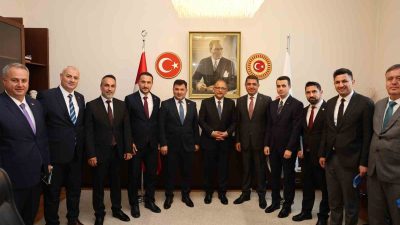 DÜZCELİ HEYET ANKARA’DA ÇEVRE, ŞEHİRCİLİK VE İKLİM DEĞİŞİKLİĞİ BAKANI MEHMET