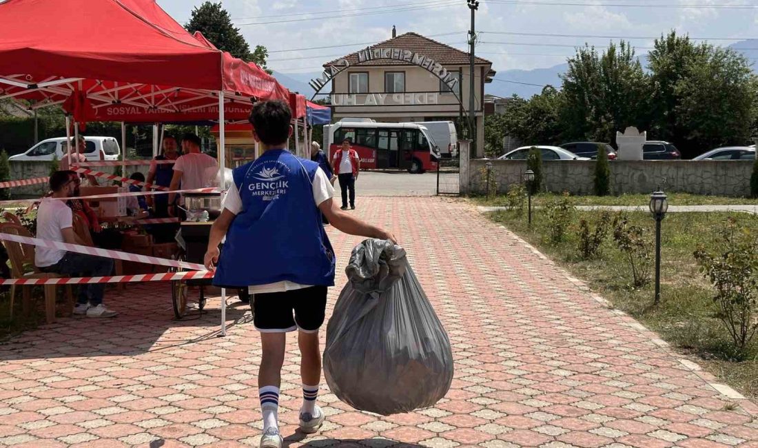 DÜZCE'DE GÖNÜLLÜ GENÇLER AKŞEMSEDDİN