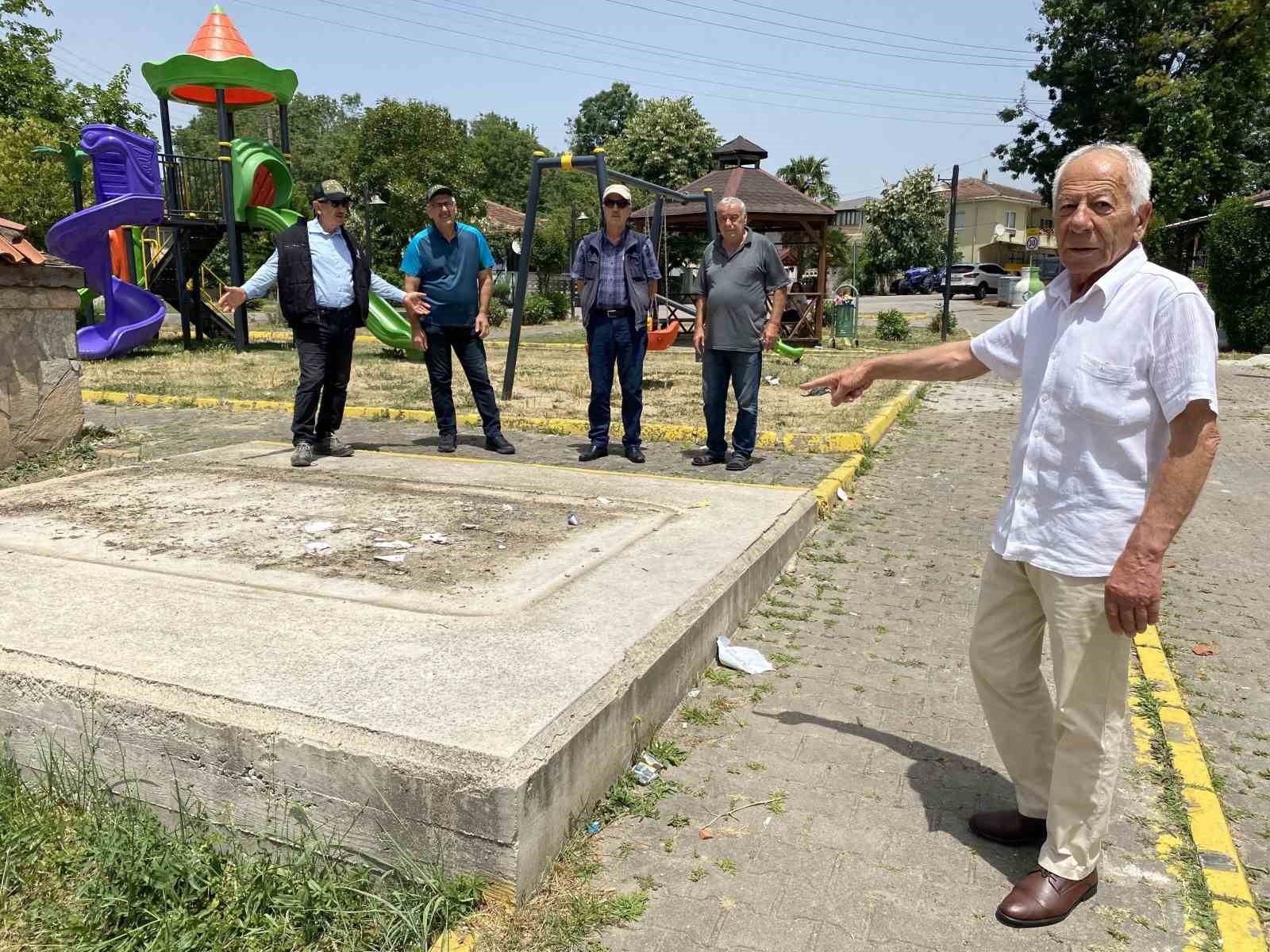 Getirdikleri hizmeti vince yükleyip geri götürdüler