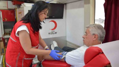 DÜZCE ÜNİVERSİTESİ TIP FAKÜLTESİ HASTANESİ ÇALIŞANLARI, ÖĞRENCİLERİ VE VATANDAŞLARI TÜRK