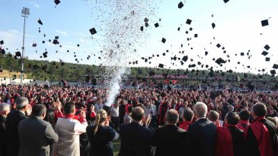 KASTAMONU ÜNİVERSİTESİ’NDEN 2023-2024 AKADEMİK YILINDA MEZUN OLAN 4 BİN 500