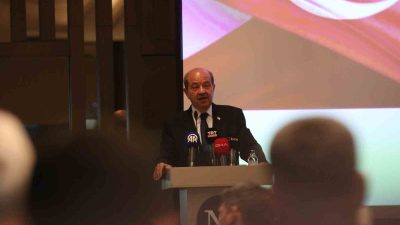 SAKARYA’DA KATILDIĞI PROGRAMLAR ÇERÇEVESİNDE İŞ İNSANLARIYLA YEMEKTE BULUŞAN KKTC CUMHURBAŞKANI