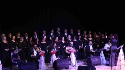 DÜZCE HALK EĞİTİM MERKEZİ'NİN TÜRK SANAT MÜZİĞİ KOROSU, DÜZCELİLERE KONSER