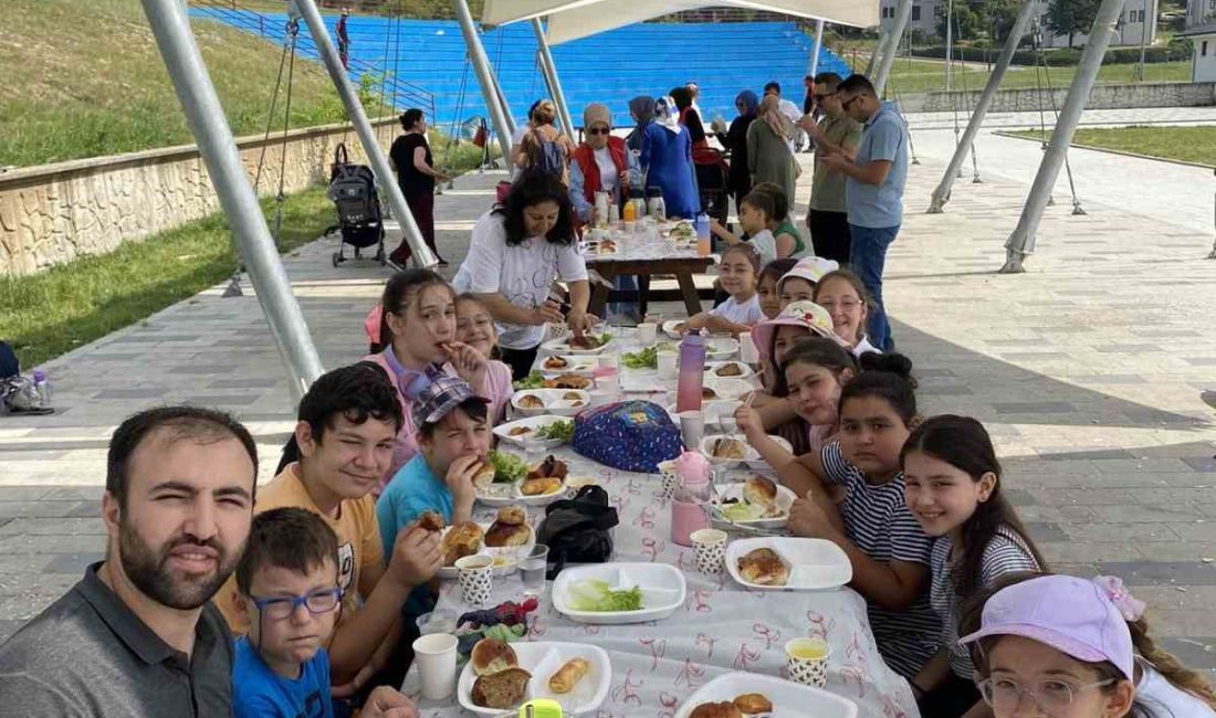 DÜZCE BAHÇEŞEHİR GENÇLİK MERKEZİ'NDE