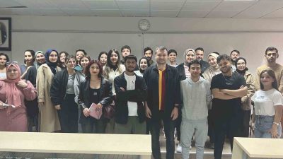 DÜZCE ÜNİVERSİTESİ EĞİTİM FAKÜLTESİ ÖZEL EĞİTİM BÖLÜMÜ ÖĞRENCİLERİ, BRAİLLE OKUMA