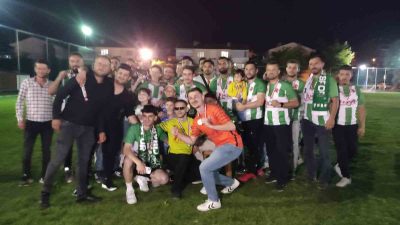 ŞAMPİYON CİHANGAZİSPOR'DA COŞKULU KUTLAMA