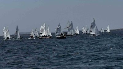 KOCAELİ'DE DÜZENLENEN 470 GENÇLER DÜNYA YELKEN ŞAMPİYONASI, 14 ÜLKEDEN 74